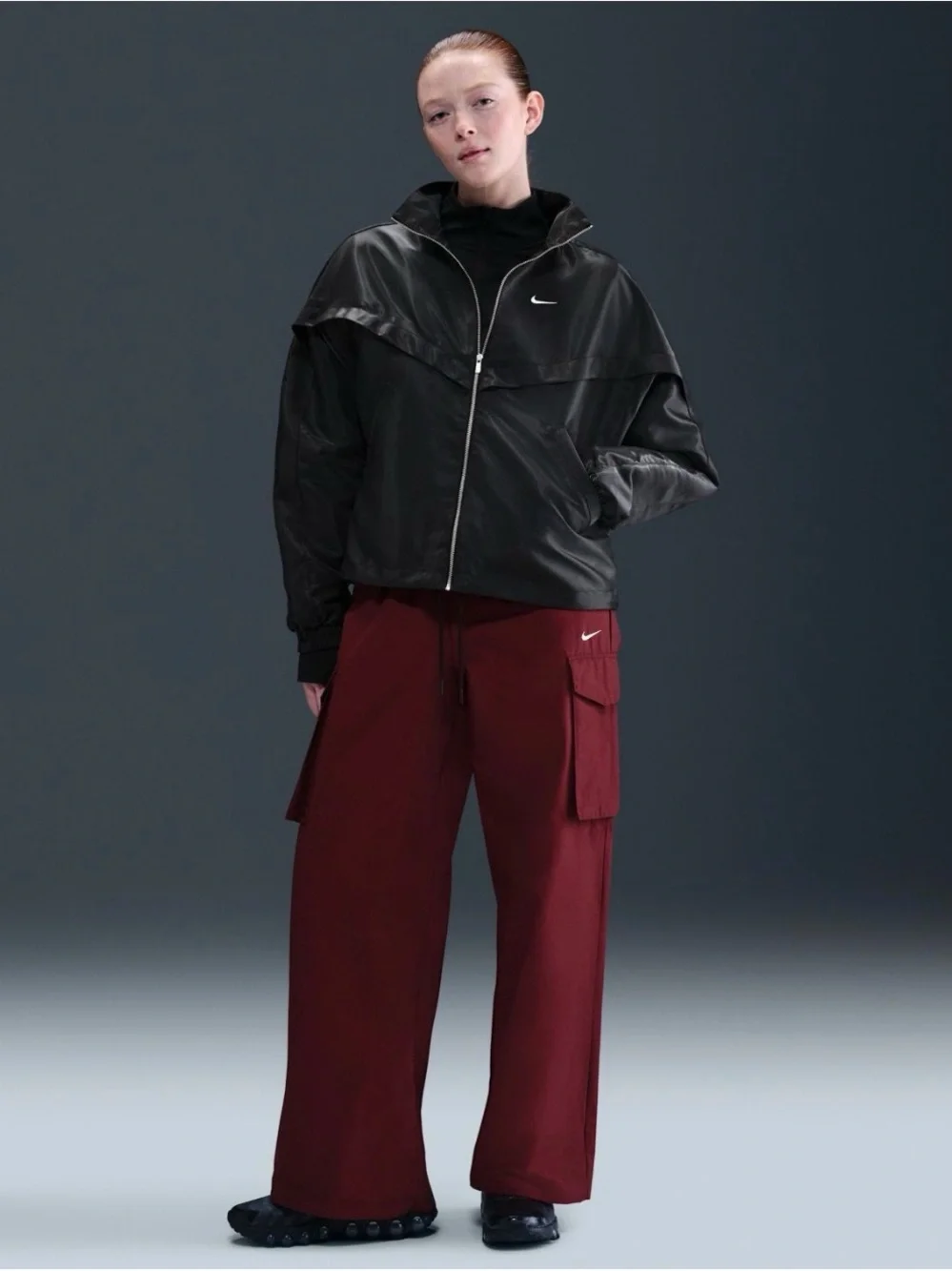Nike Women's Sportswear Windrunner Shine Jacket
